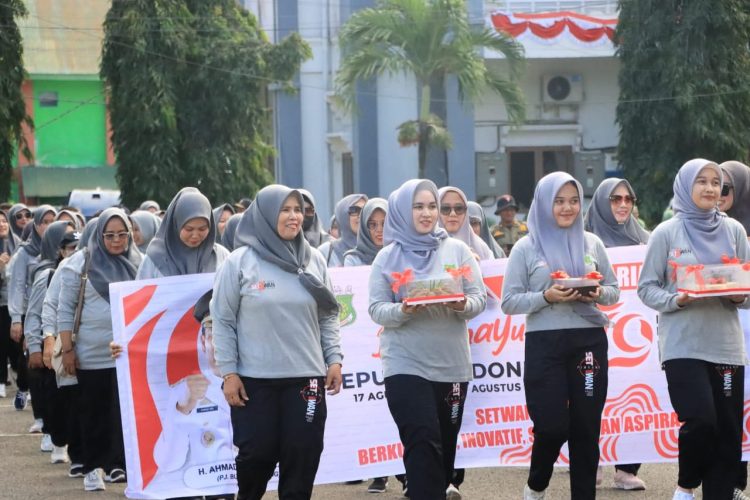 Bupati Pinrang Larang Pengadaan Seragam Defile HUT RI, Telanjur Beli Diminta Bayar Sendiri