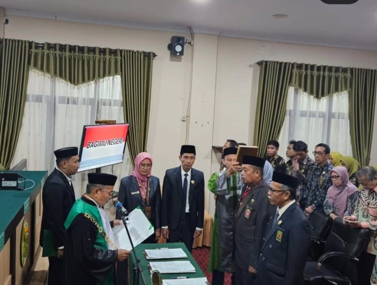 Ketua PA Watansoppeng Lantik Shafar Arfah Jadi Panitera PA Watansoppeng