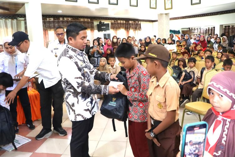 Pemkot Parepare–Baznas Bersinergi Salurkan Bantuan Pendidikan