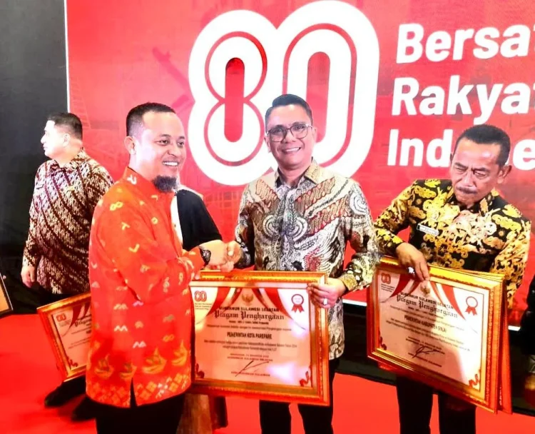 Pemkot Parepare Raih Penghargaan Tingkat Kemiskinan Terendah di Sulsel