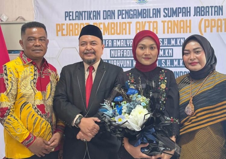 Putri Usman Marham Dilantik PPAT, Kakantah Pinrang Sebut Upaya Strategis Tingkatkan Kualitas Pelayanan Pertanahan