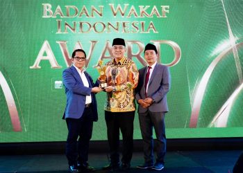 Kementerian ATR/BPN Raih Penghargaan Pendukung Percepatan Sertifikasi Tanah Wakaf