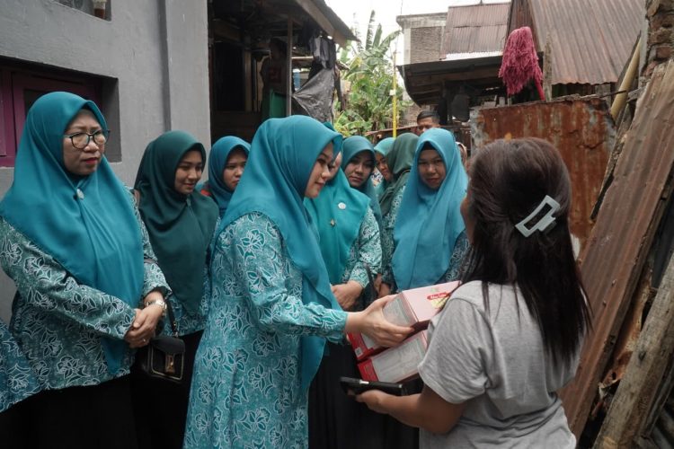 Tim Penggerak PKK Parepare Gelar Pertemuan Rutin dan Salurkan Bantuan Gizi