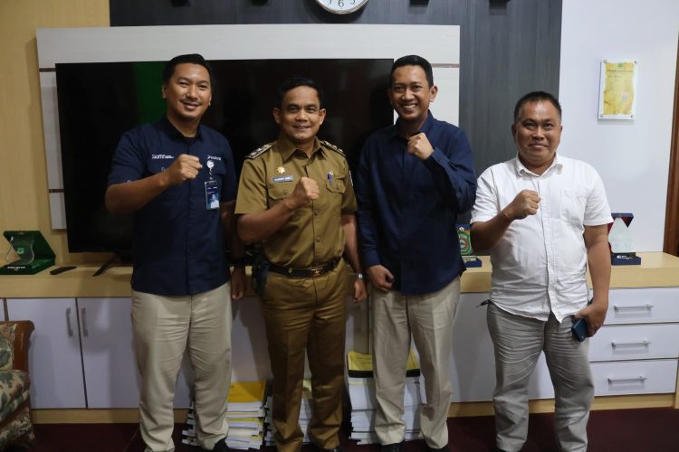 Pemkab Pinrang Komitmen Jaga Stabilitas Harga Gabah, Bulog Siap Intervensi Pasar