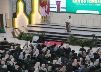 Menteri Nusron ke Mahasiswa KKN: Tidak hanya Urun Rembuk, tapi Urun Karya, Urun Tangan, dan Urun Kerja Nyata