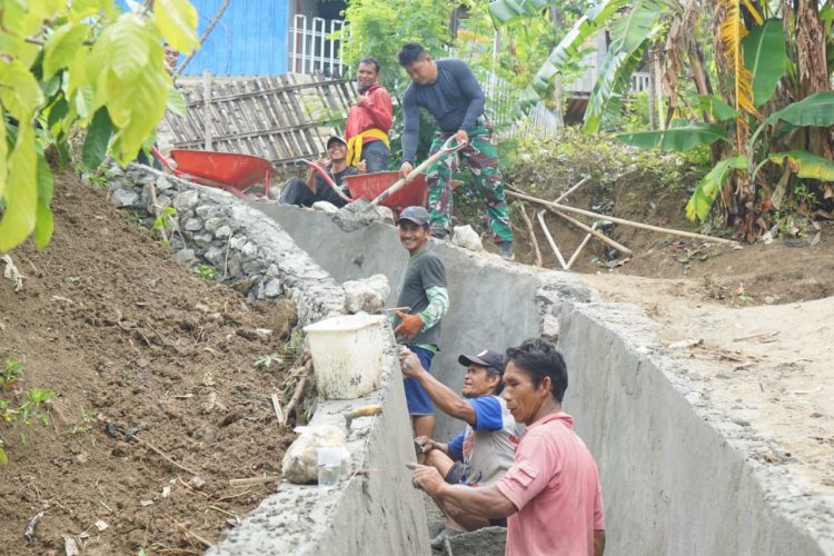 Pembuatan Drainase TMMD ke-126 Kodim 1401/Majene Hampir Rampung