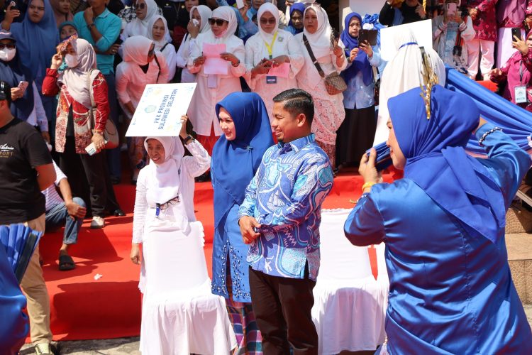 Tasming Hamid Apresiasi Semangat Kader PKK Parepare di Ajang Jambore Sulsel