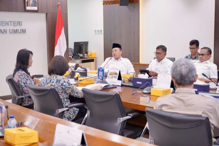 Rapat dengan Kementerian PU, Menteri ATR/Kepala BPN Dorong Harmonisasi Aturan Sempadan Sungai
