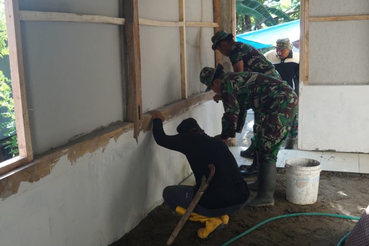 Rehab RTLH Satgas TMMD Kodim 1401/Majene Capai 75 Persen, Tahap Akhir Pengecatan dan Penyelesaian Interior