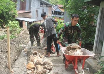 Satgas TMMD Kodim 1401/Majene dan Warga Perlebar Jalan Setapak, Akses Lebih Layak dan Aman