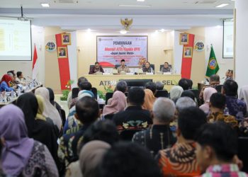 Beri Pengarahan di Kanwil BPN Provinsi Sulsel, Menteri Nusron Ingatkan Tegas Jalankan Prinsip dan Luwes dalam Melayani