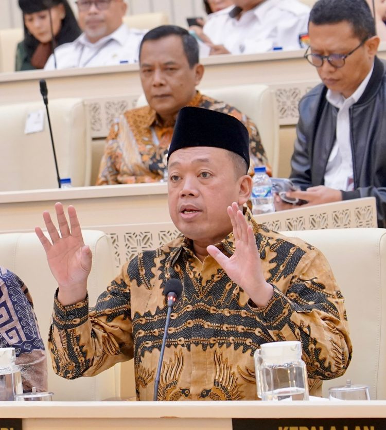 Menteri Nusron: Atasi Masalah Tumpang Tindih, Perlu UU Administrasi Pertanahan Baru