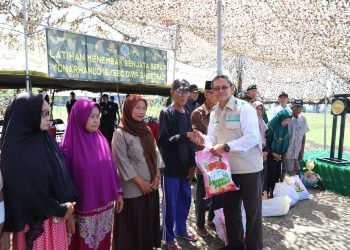 PLN UP3 Parepare Salurkan Sembako di Kegiatan Latihan Menembak Senjata Berat Yon Arhanud 16, Harap Sinergi Terus Berlanjut