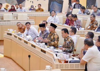 Raker bersama Komisi II DPR RI, Menteri Nusron Targetkan Realisasi hingga 98%