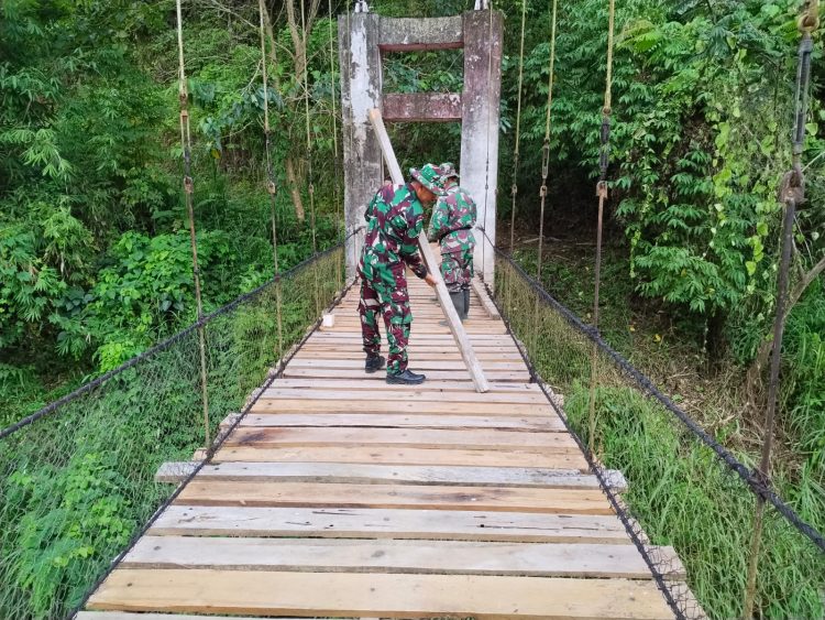 Kebutuhan Vital Warga, Rehab Jembatan Gantung di Lenggo Hampir Rampung