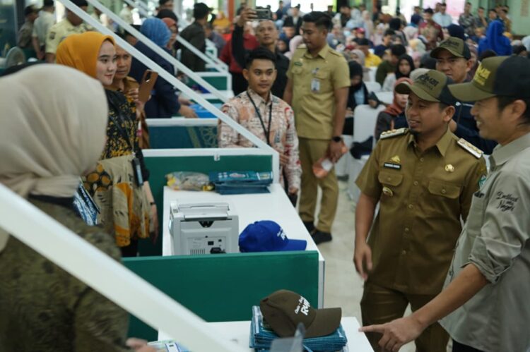 Tasming Hamid Buka Serambi BI 2026, Layanan Tukar Uang Baru Diserbu Warga