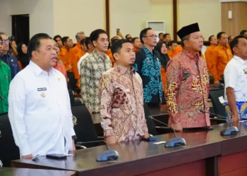 Tasming Hamid Hadiri Penandatanganan MoU Statistik di Kantor Gubernur Sulsel