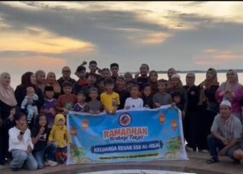 Semangat Berbagi SSB Al Hilal Parepare, Gelar Aksi Bagi Takjil dan Buka Puasa Bersama