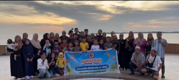 Semangat Berbagi SSB Al Hilal Parepare, Gelar Aksi Bagi Takjil dan Buka Puasa Bersama