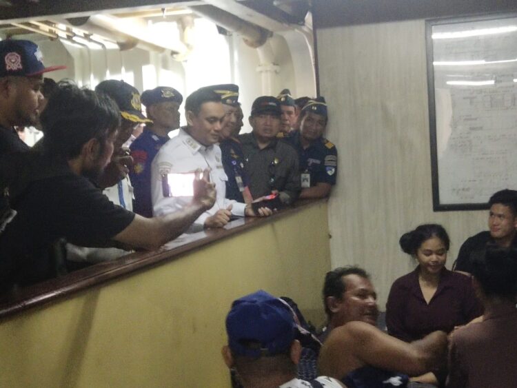 Wawali Parepare Bersama Forkopimda Pantau Arus Balik di Pelabuhan Nusantara