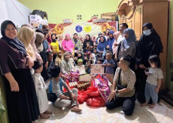 Berbagi Berkah Ramadan, SM-3T Institute Salurkan Bantuan ke Panti Asuhan Al-Mahdiyat