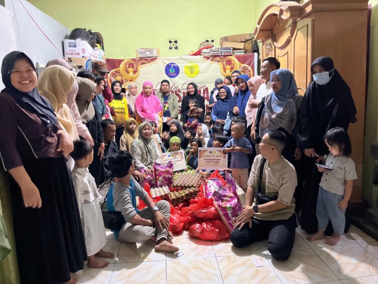 Berbagi Berkah Ramadan, SM-3T Institute Salurkan Bantuan ke Panti Asuhan Al-Mahdiyat