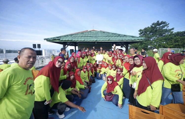 Wali Kota Lepas City Tour Reuni Alumni Smansa Parepare 86
