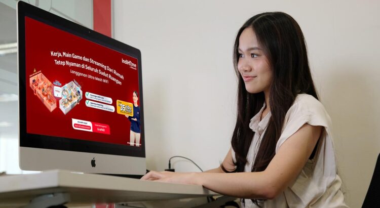 Wi‑Fi Sering Tidak Sampai Kamar? IndiHome Telkomsel Hadirkan Ultra Mesh Wi‑Fi untuk Rumah Banyak Sekat dan Kamar.