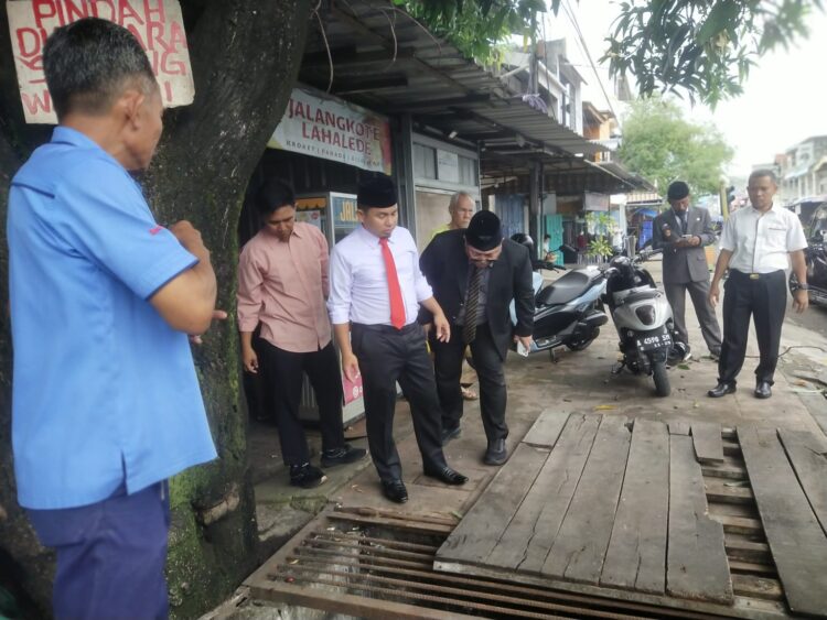 Wali Kota Tasming Hamid Tinjau Langsung Kerja Bakti di Lakessi