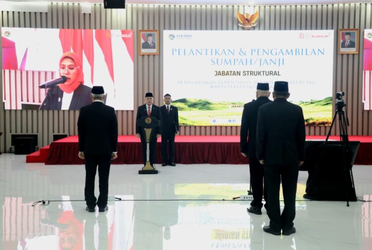 Lantik 78 Pejabat Struktural, Wamen Ossy: Rotasi dan Promosi Jabatan Bentuk Birokrat yang Adaptif