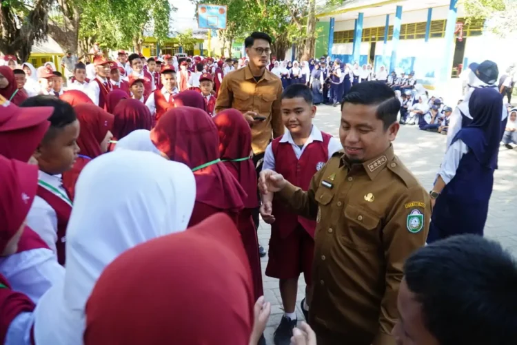 Tinjau MPLS, Wali Kota Parepare Sebut SPMB Sesuai Aturan