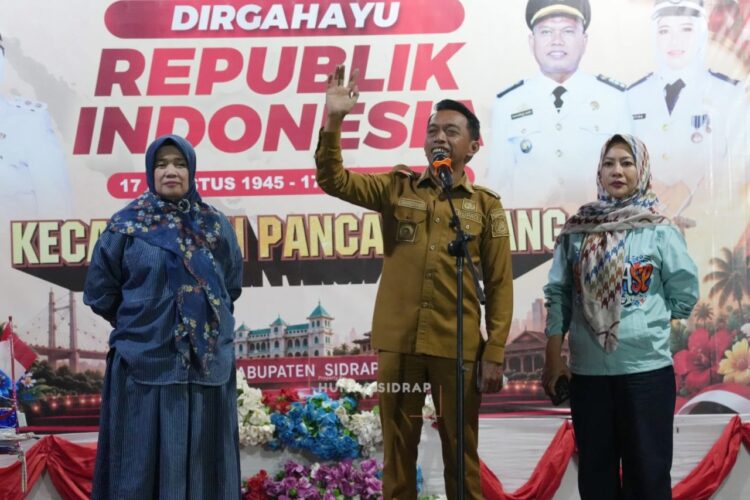 Malam Kesenian Berakhir Penuh Kebersamaan, Bupati Sidrap Ajak Warga Jaga Kekompakan Bangun Daerah