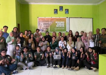 Tim KKN Gelombang III ITH Serahkan Program Kerja Hasil Pengabdian ke Kelurahan Bukit Indah