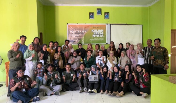 Tim KKN Gelombang III ITH Serahkan Program Kerja Hasil Pengabdian ke Kelurahan Bukit Indah