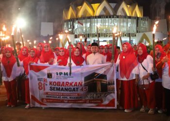 Wali Kota Tasming Hamid Lepas Kirab Obor IPHI Parepare Sambut HUT ke-81 RI