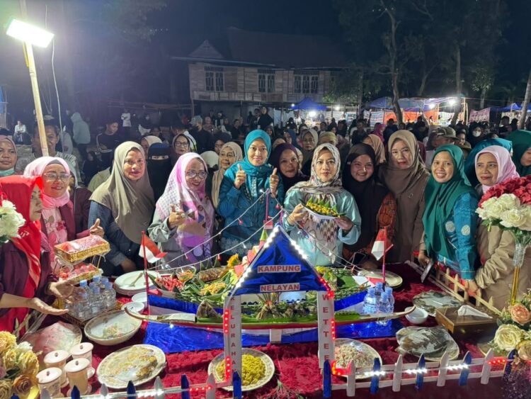 Ketua TP PKK Sidrap Jadi Juri Lomba Tumpeng Semarakkan HUT ke-81 RI