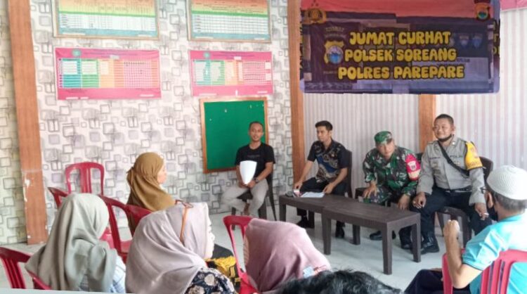 Jumat Curhat Polsek Soreang bersama warga Kelurahan Lakessi Parepare