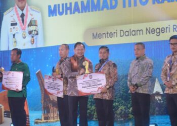 Pemkot Parepare raih penghargaan Terbaik I pengelolaan sampah dan lingkungan asri regional Sulawesi