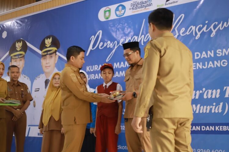 Tasming Hamid Dorong Pemerataan Pendidikan Lewat Beasiswa dan Literasi Al-Qur’an TSM